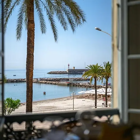Les Sablettes Bord De Terrasse דירה מנטון